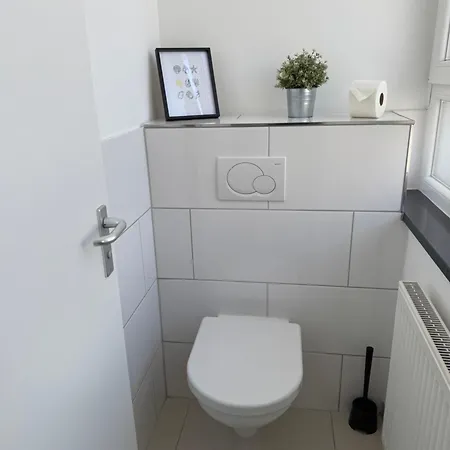 - Moeblierte Einzel- Und Doppel- Auf Zeit * Stoccarda